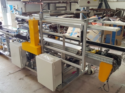 Máy Box Folding 10